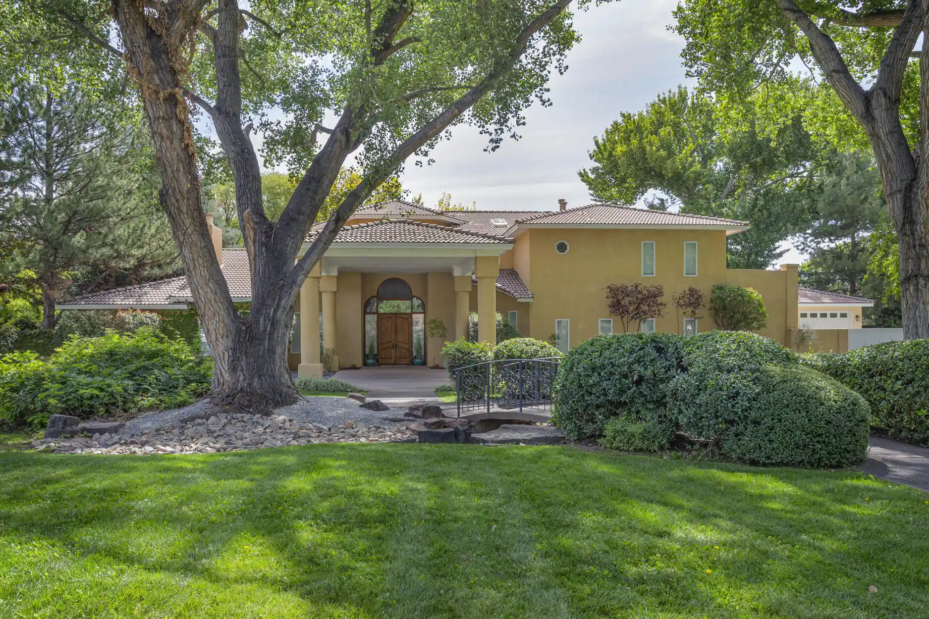 Single family home for sale at 5808 Padre Roberto Rd NW, Los Ranchos, NM 87107 | MLS# 1111985