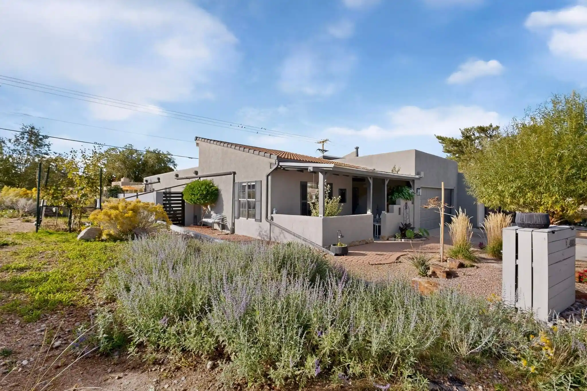 Townhouse for sale at 4901 Calle De Carino NE, Albuquerque, NM 87111 | MLS# 1112019