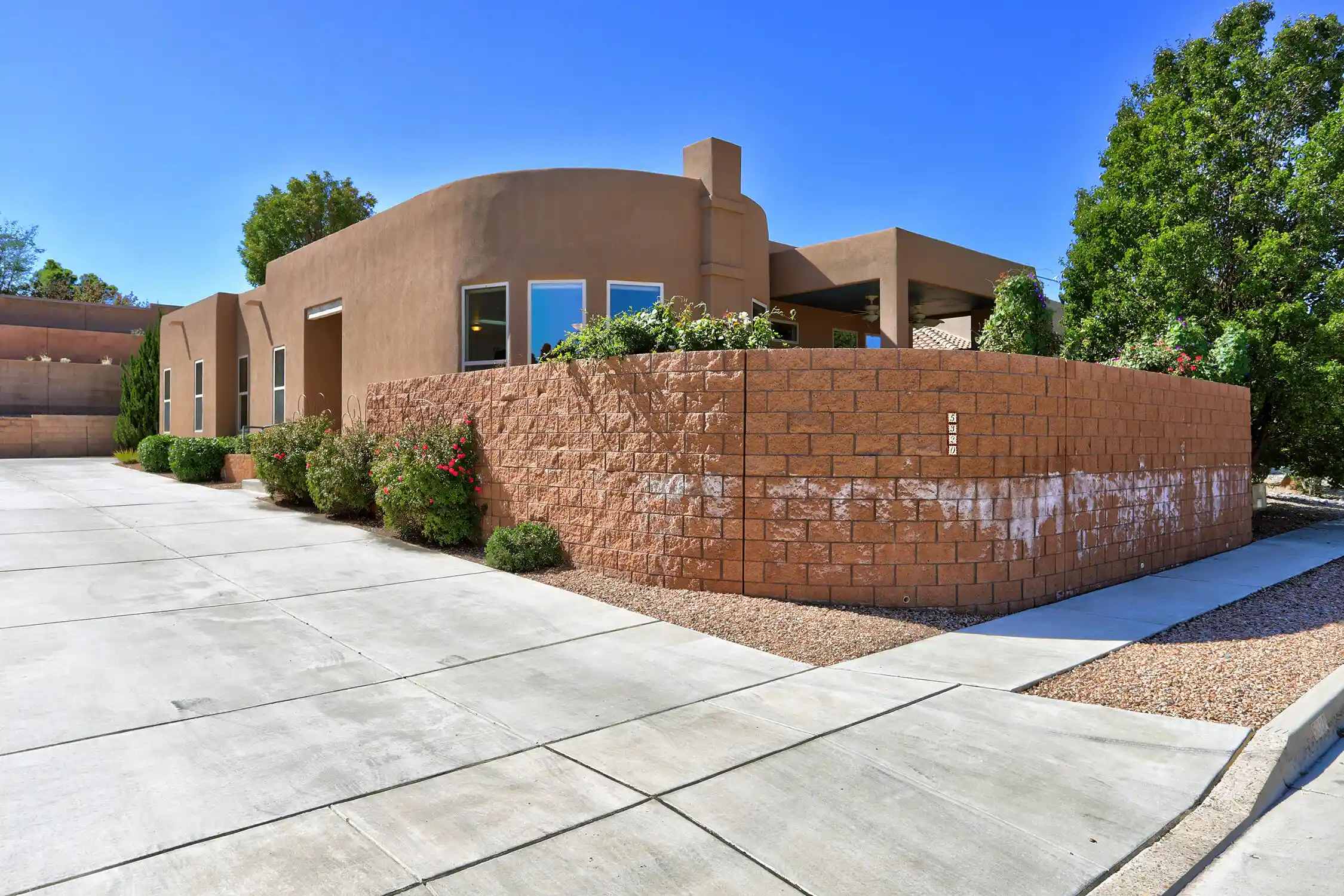Photo 1 of Single family home for sale at 5320 Sacate Ave Nw, Albuquerque, NM 87120 | MLS# 1112062 | Listing updated on 2026-10-28