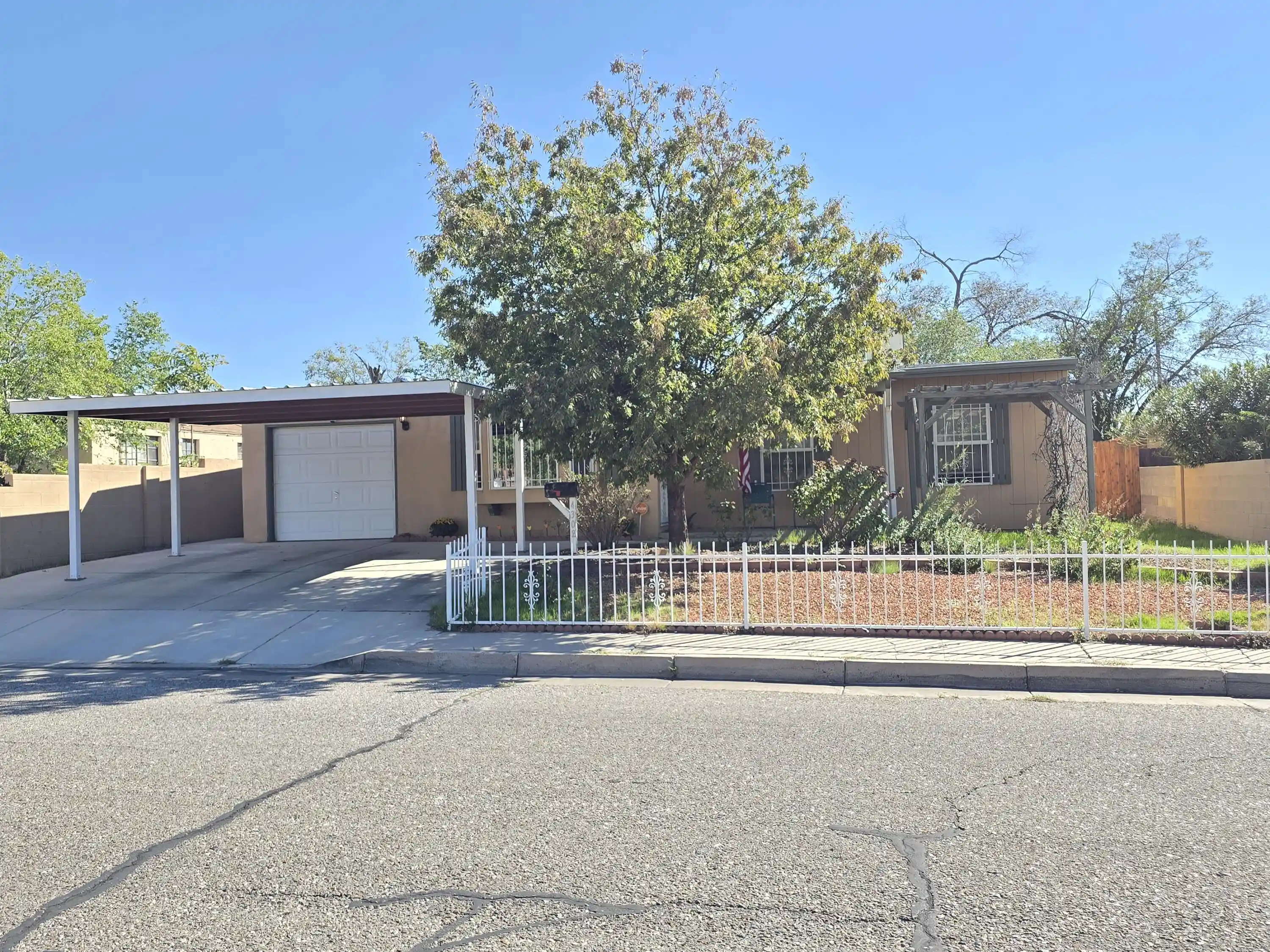 Photo 1 of Single family home for sale at 4308 Shepard Rd Ne, Albuquerque, NM 87110 | MLS# 1112065 | Listing updated on 2026-10-21