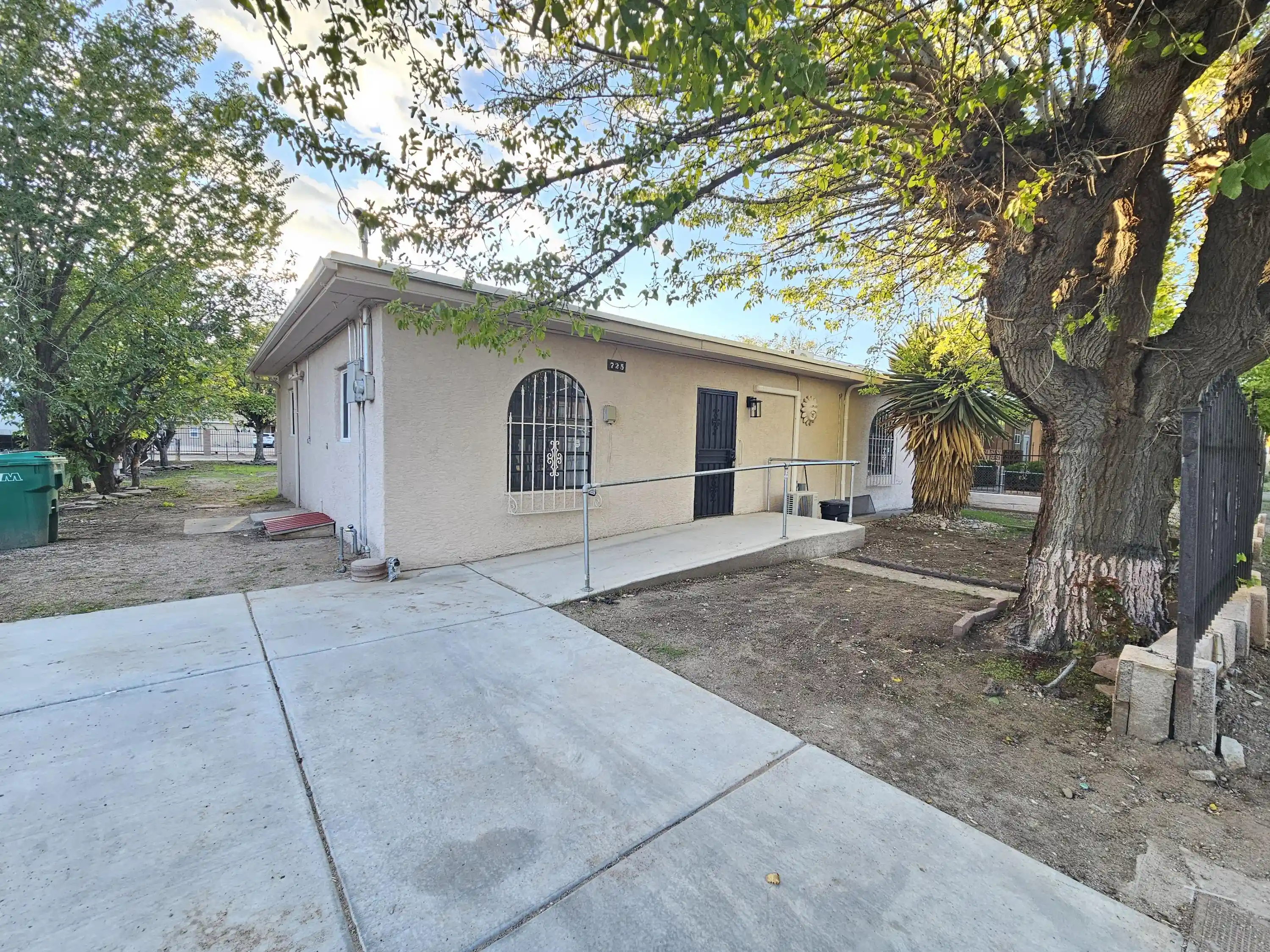 Photo 1 of Single family home for sale at 725 Cannon Rd Sw, Albuquerque, NM 87105 | MLS# 1112142 | Listing updated on 2026-10-23