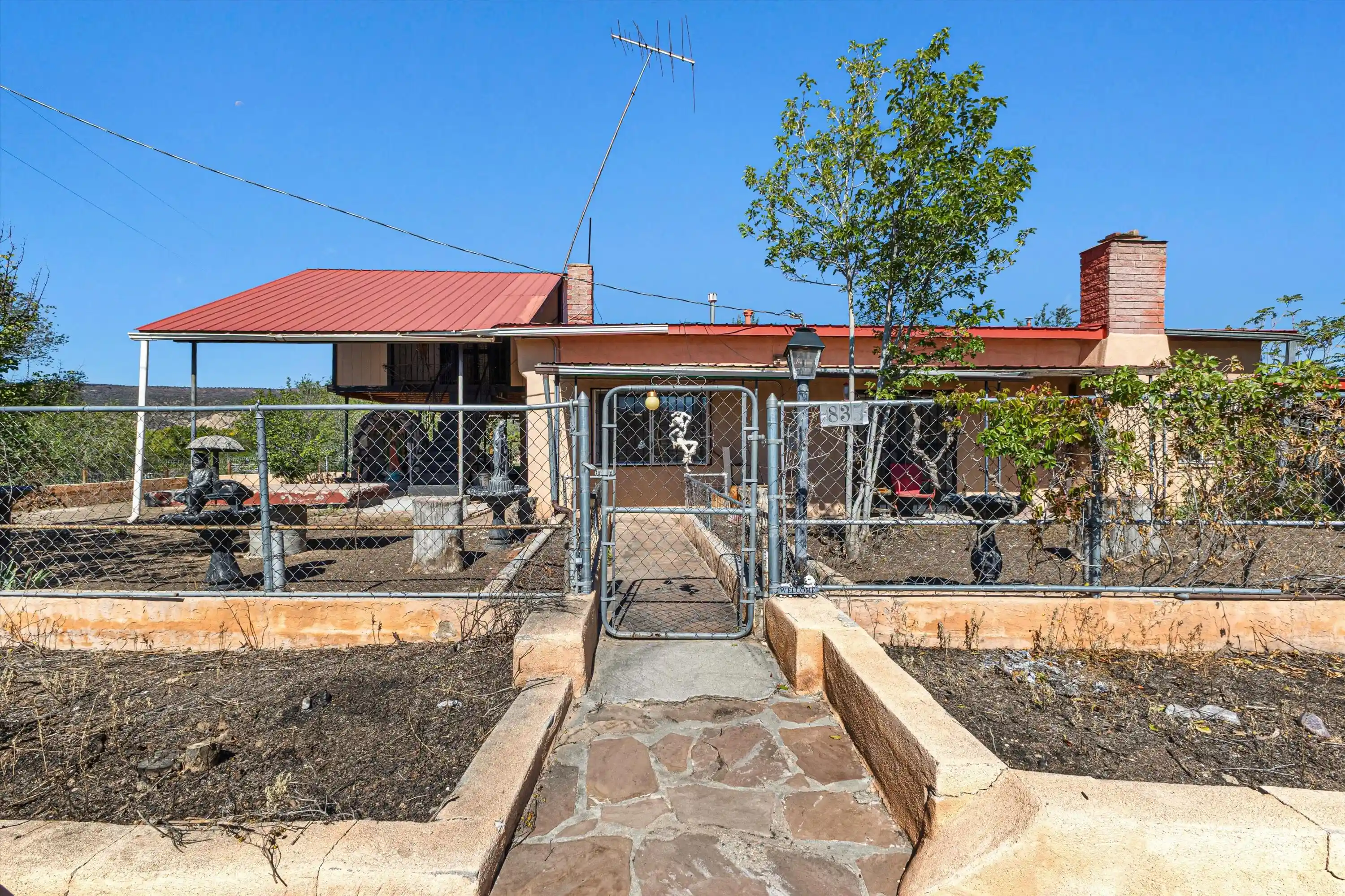 Photo 1 of Single family home for sale at 835 County Rd 41, Velarde, NM 87582 | MLS# 1112144 | Listing updated on 2026-10-21