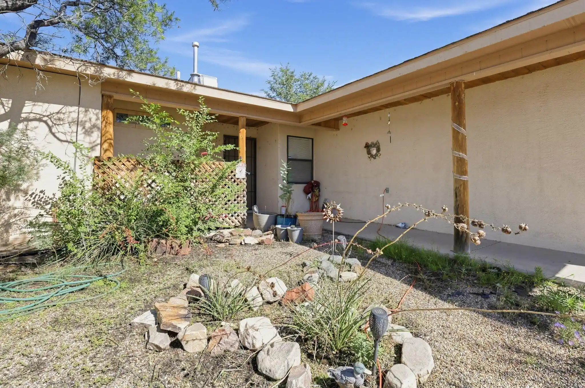 Photo 1 of Sale Pending at 425 Calle Del Sol, Belen, NM 87002 | MLS# 1112179 | Listing updated on 2026-10-21