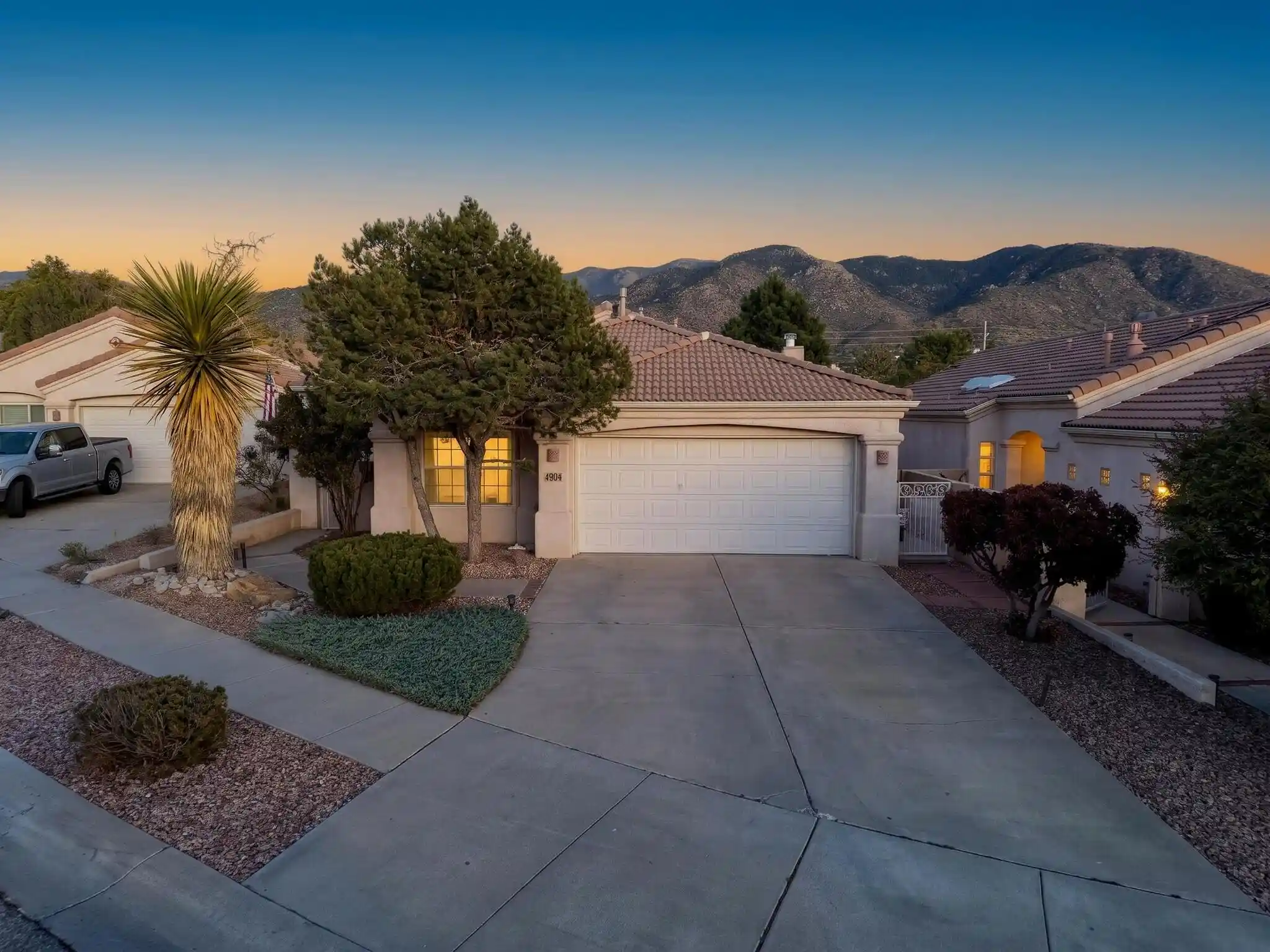 Photo 1 of Sale Pending at 4904 Skyline View Ct Ne, Albuquerque, NM 87111 | MLS# 1112194 | Listing updated on 2026-10-21