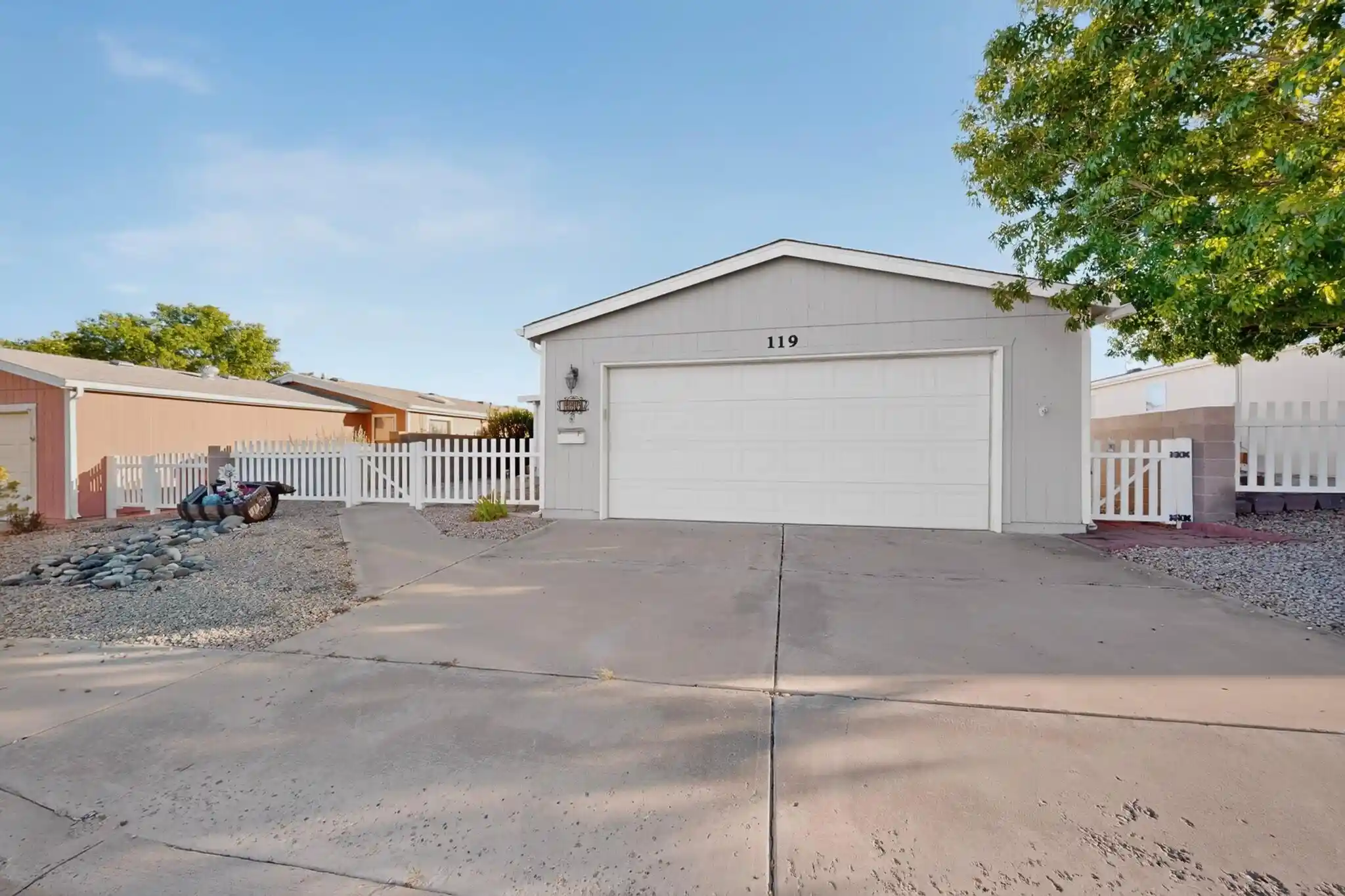 Manufactured home for sale at 119 Sunrise Blfs Dr, Belen, NM 87002 | MLS# 1112219