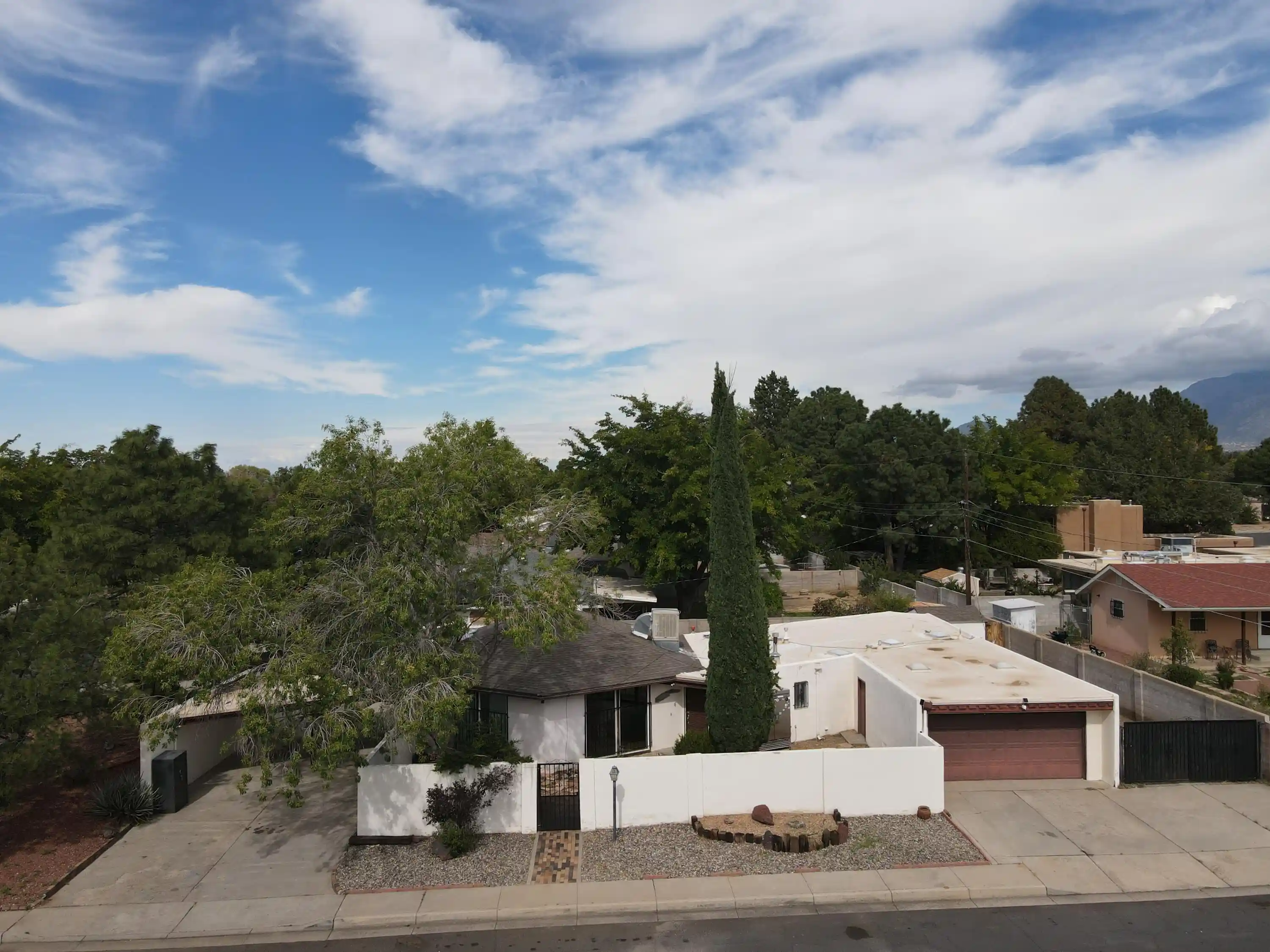 Photo 1 of Single family home for sale at 2900 Charleston St Ne, Albuquerque, NM 87110 | MLS# 1112241 | Listing updated on 2026-10-21