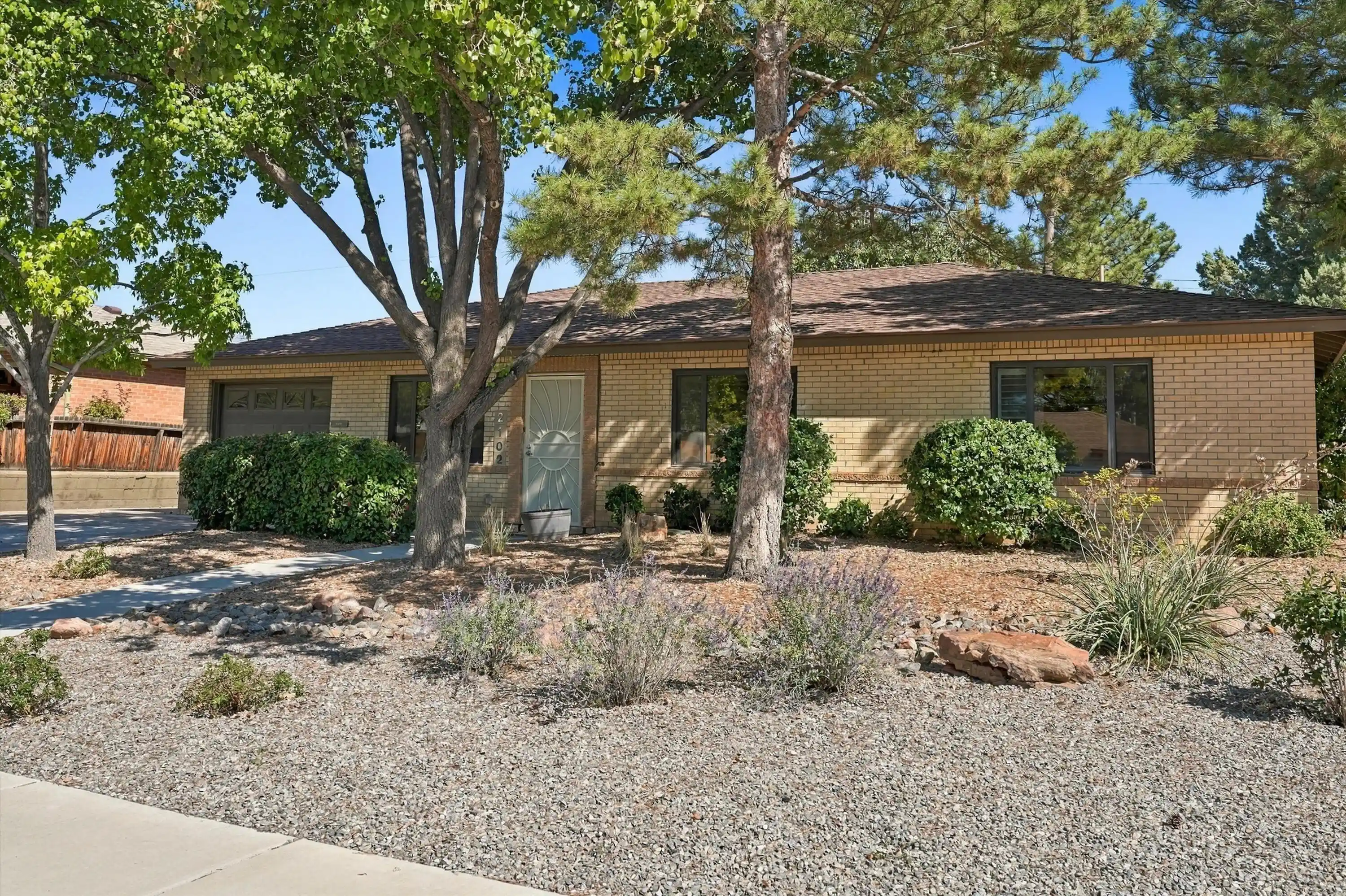 Photo 1 of Sale Pending at 2102 Hendola Dr Ne, Albuquerque, NM 87110 | MLS# 1112255 | Listing updated on 2026-10-21