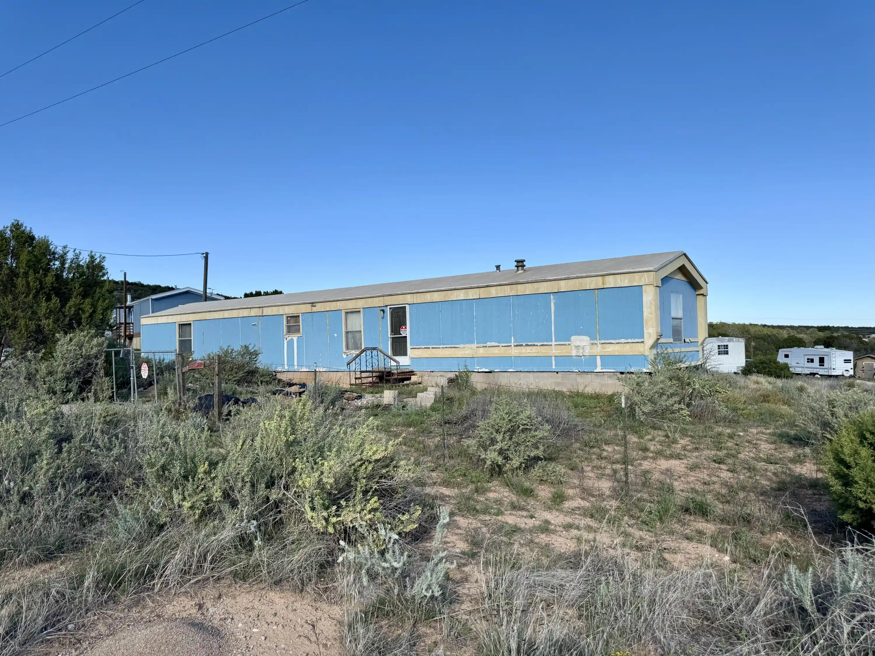 Manufactured home for sale at 7 Lost Cyn Rd, Edgewood, NM 87015 | MLS# 1112273