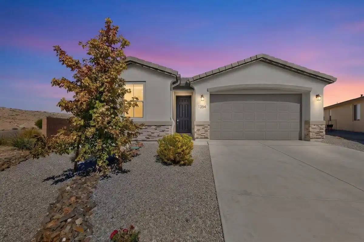 Photo 1 of Single family home for sale at 1354 Vallecito Ct Nw, Los Lunas, NM 87031 | MLS# 1112304 | Listing updated on 2026-10-21