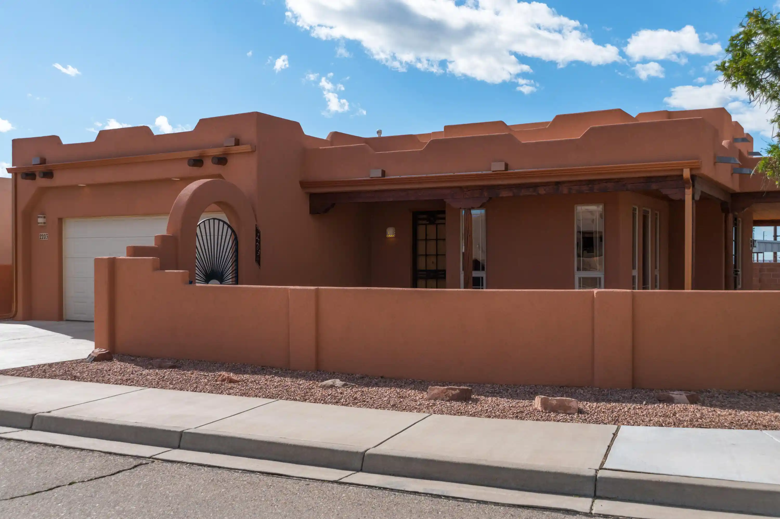 Photo 1 of Single family home for sale at 2203 Calle De Silverio Sw, Los Lunas, NM 87031 | MLS# 1112397 | Listing updated on 2026-10-23
