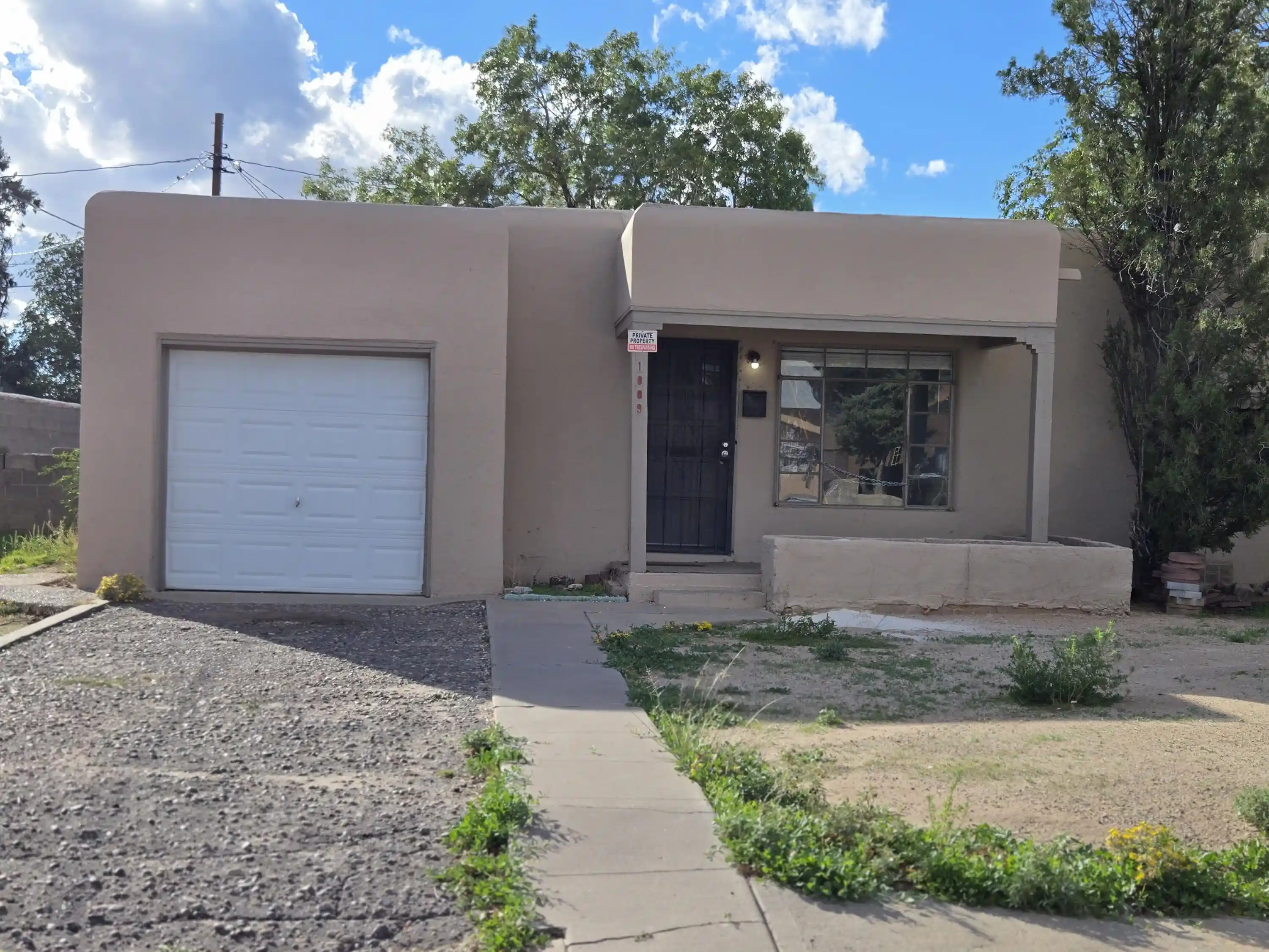 Photo 1 of Single family home for sale at 1009 Truman St Se, Albuquerque, NM 87108 | MLS# 1112410 | Listing updated on 2026-10-21