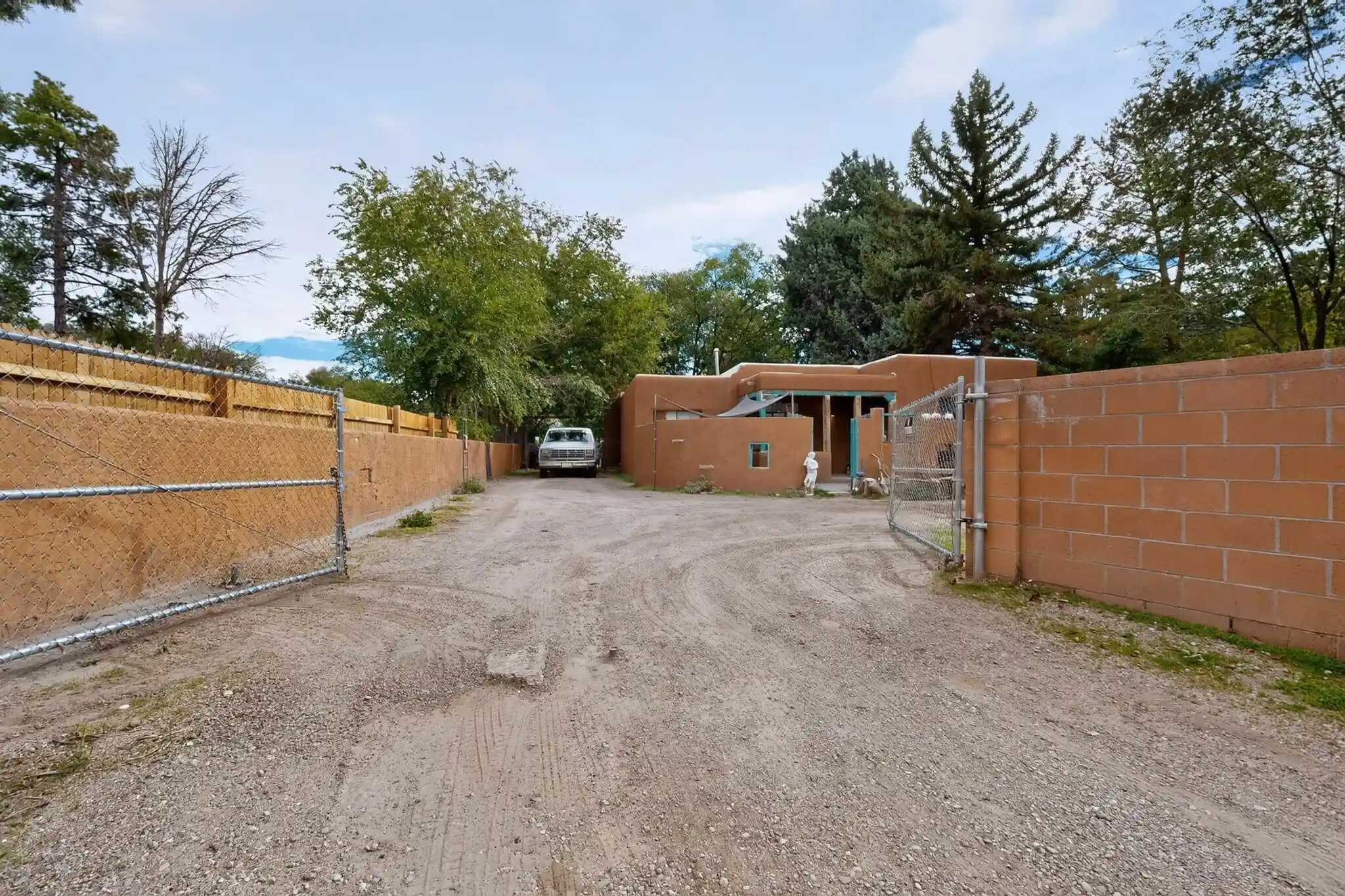 Photo 1 of Single family home for sale at 1330 Goff Blvd Sw, Albuquerque, NM 87105 | MLS# 1112509 | Listing updated on 2026-10-21