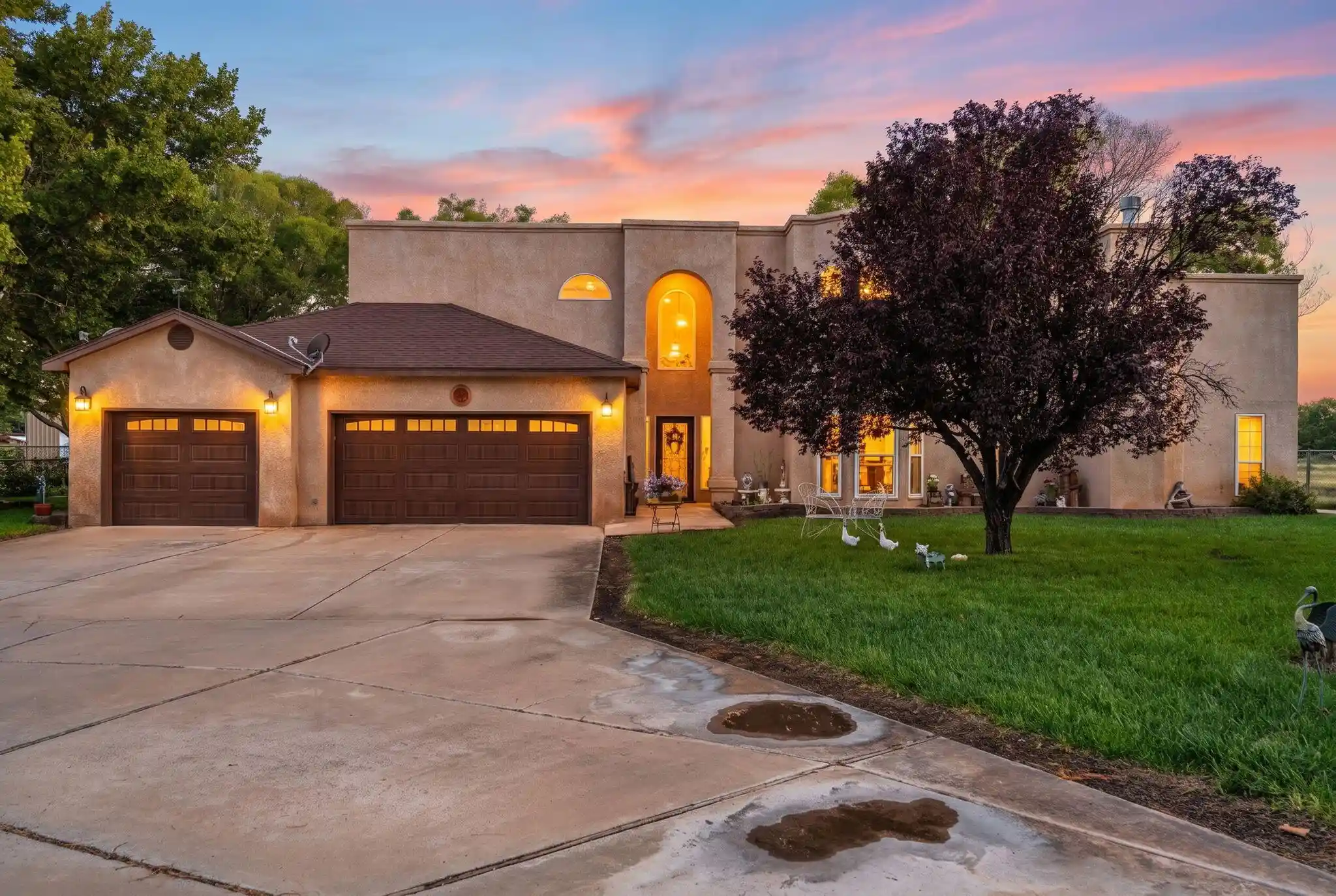 Single family home for sale at 335 Del Norte Ct, Bosque Farms, NM 87068 | MLS# 1112546