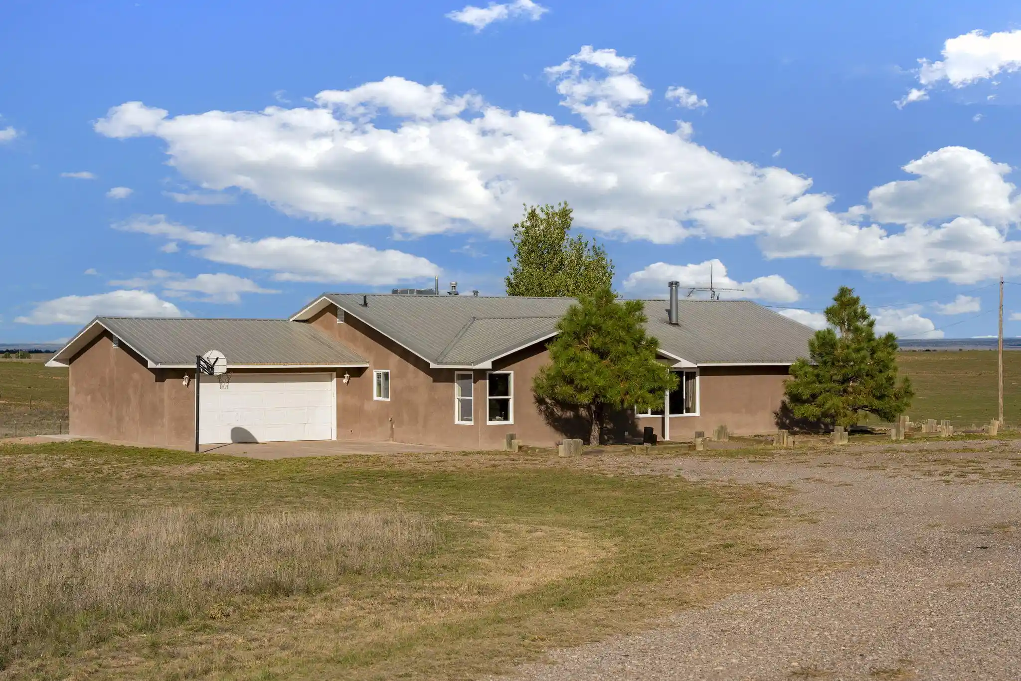 Photo 1 of Single family home for sale at 42 Cayetano Rd, Moriarty, NM 87035 | MLS# 1112578 | Listing updated on 2026-10-21