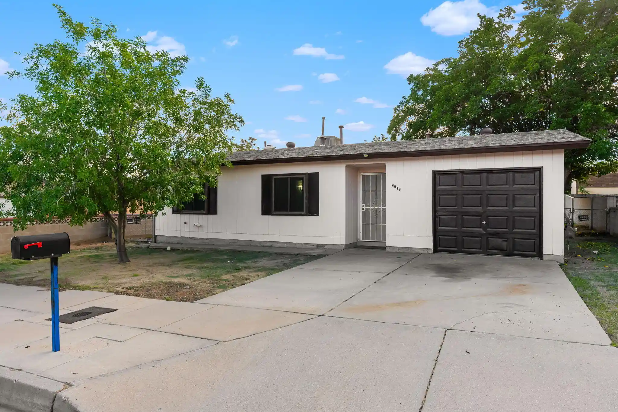 Photo 1 of Single family home for sale at 8816 Robby Ave Sw, Albuquerque, NM 87121 | MLS# 1112579 | Listing updated on 2026-10-21