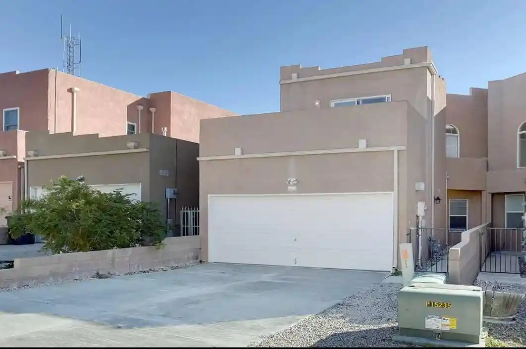 Townhouse for sale at 4616 Holiday Breeze Pl NE, Albuquerque, NM 87111 | MLS# 1112588