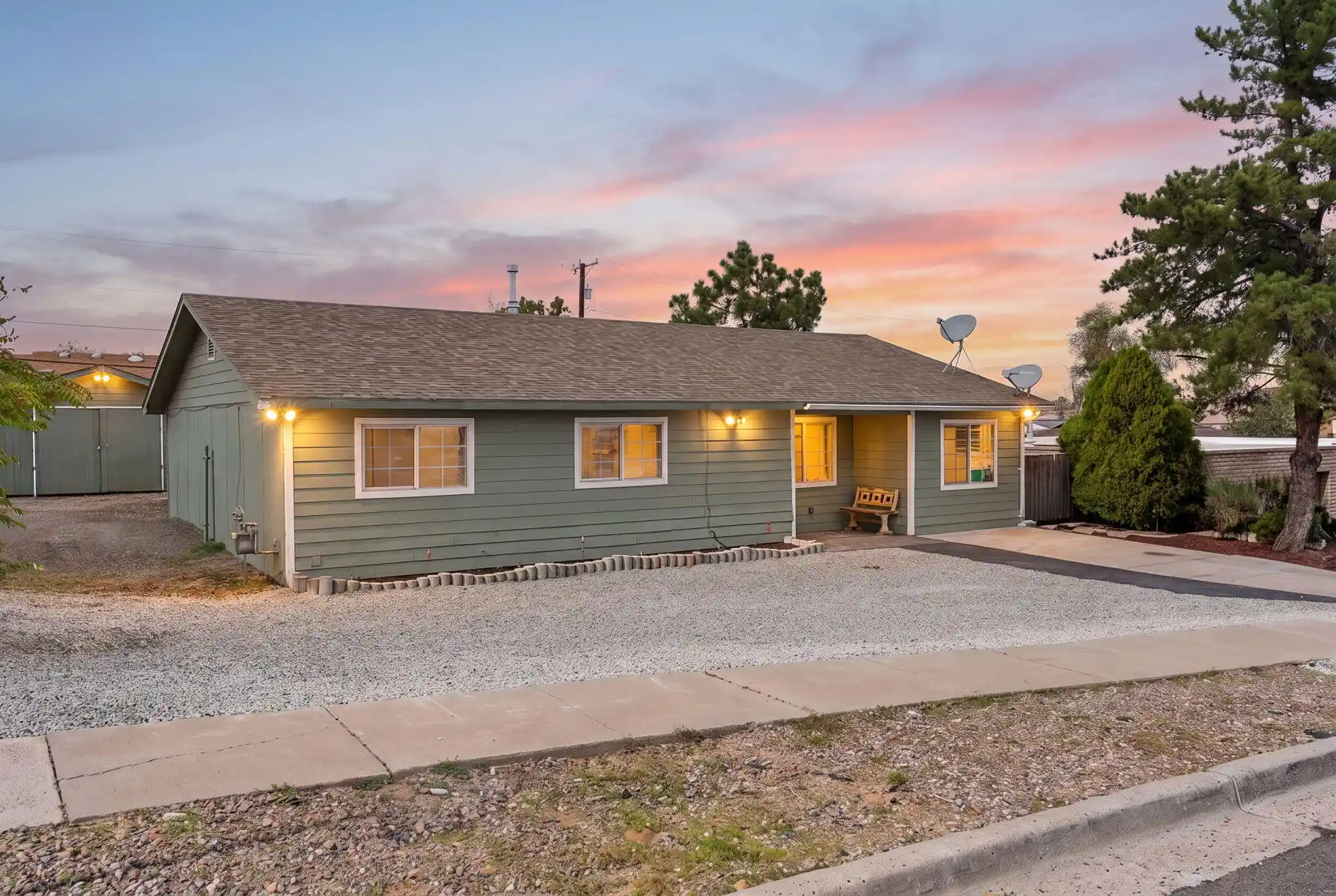 Photo 1 of Single family home for sale at 10221 Paseo Del Norte Nw, Albuquerque, NM 87114 | MLS# 1112674 | Listing updated on 2026-10-26