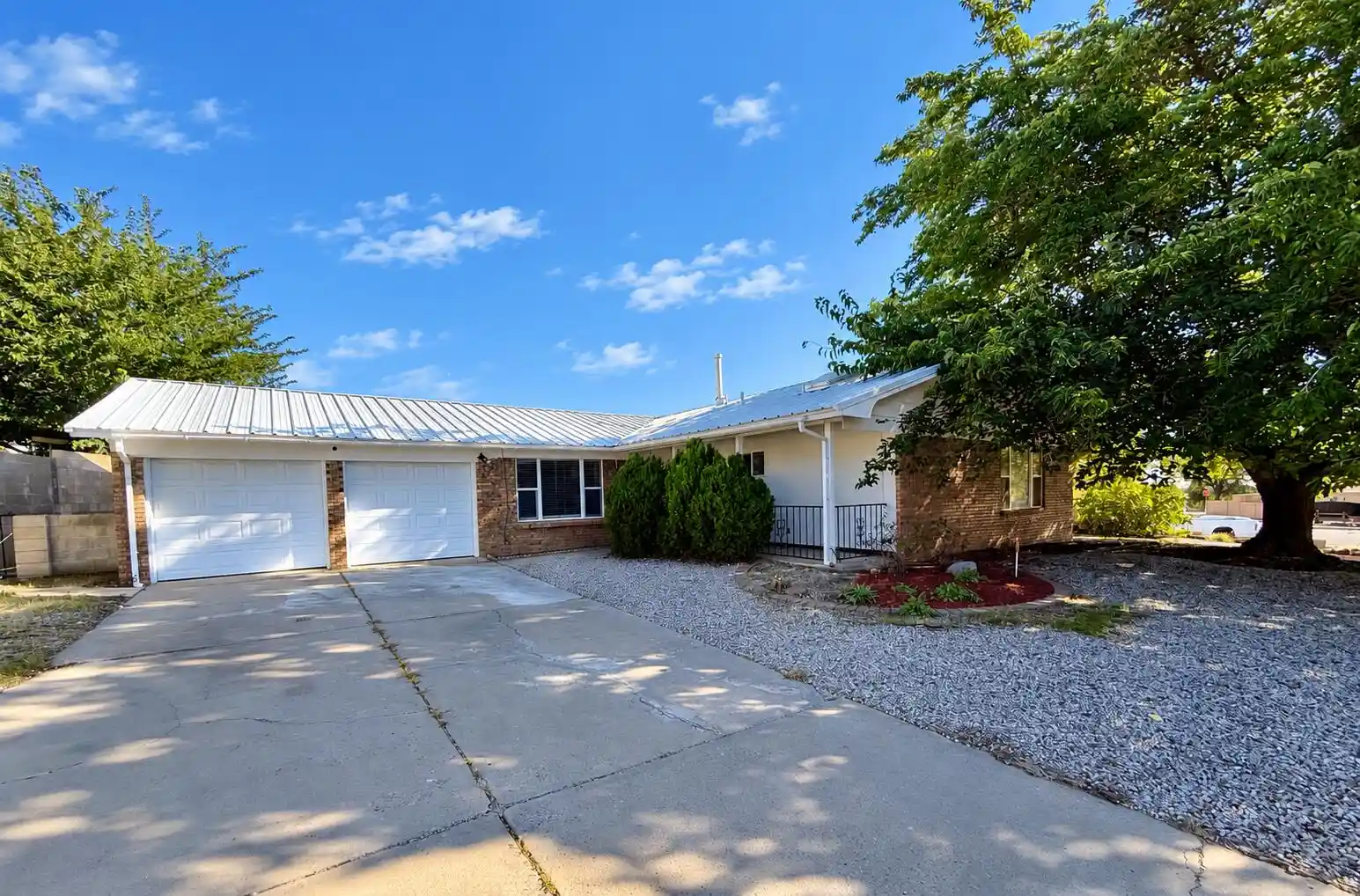 Photo 1 of Single family home for sale at 3708 Chelwood Dr Ne, Albuquerque, NM 87111 | MLS# 1112698 | Listing updated on 2026-10-21