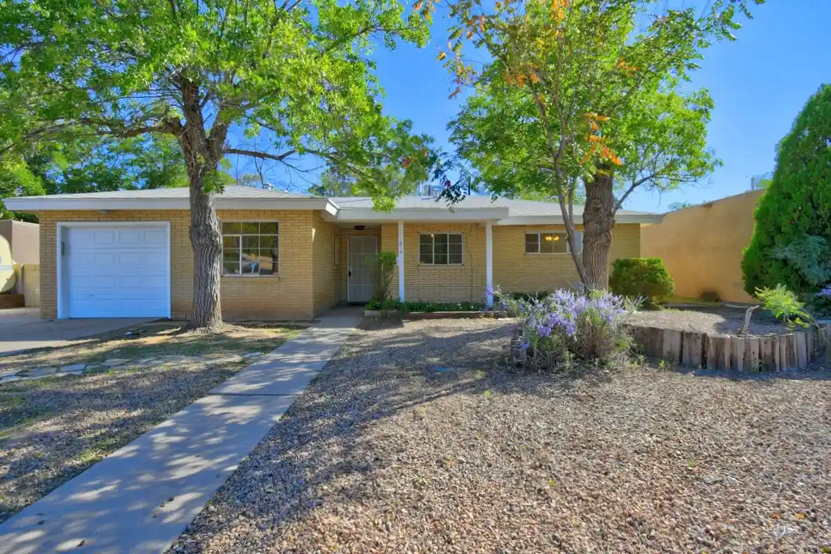 Photo 1 of Sale Pending at 1616 Indiana St Ne, Albuquerque, NM 87110 | MLS# 1112706 | Listing updated on 2026-10-21