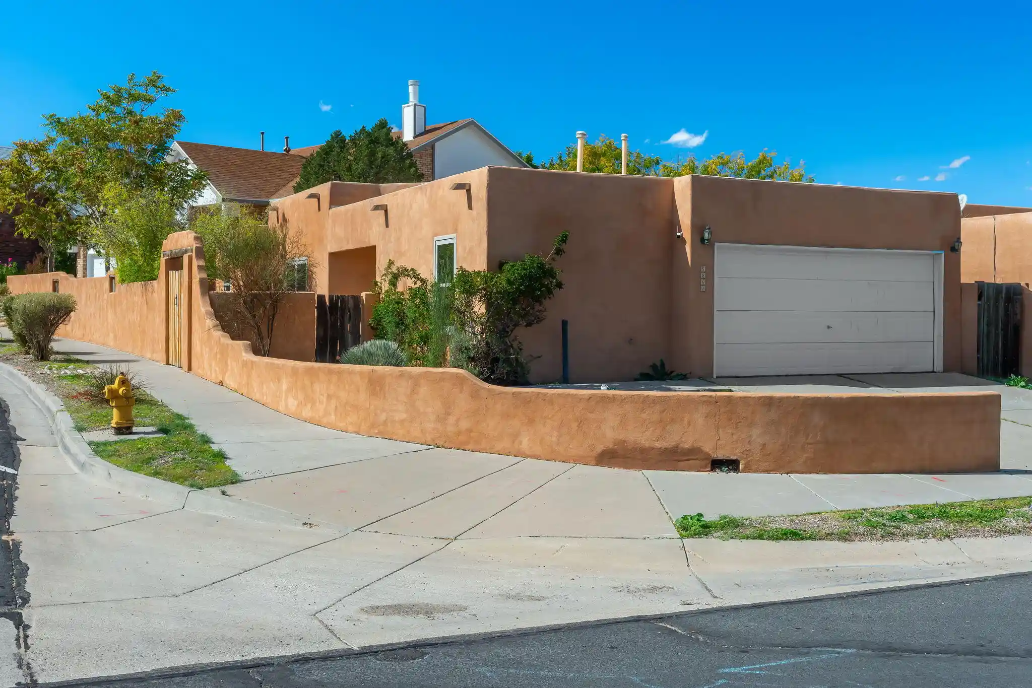 Photo 1 of Sale Pending at 5201 Valentino St Nw, Albuquerque, NM 87120 | MLS# 1112723 | Listing updated on 2026-10-21
