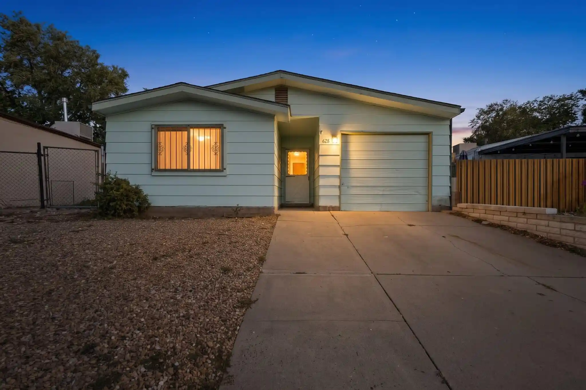 Single family home for sale at 628 Mountain View Ave NE, Albuquerque, NM 87123 | MLS# 1112804