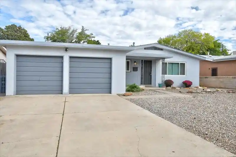 Photo 1 of Single family home for sale at 1100 Chama St Ne, Albuquerque, NM 87110 | MLS# 1112802 | Listing updated on 2026-10-21