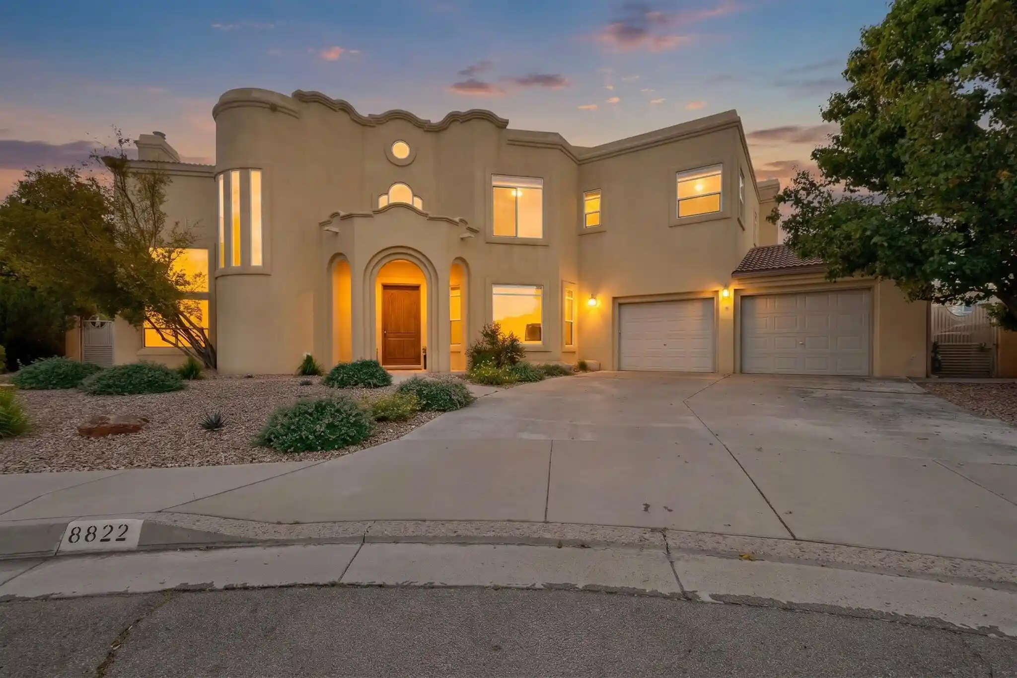 Photo 1 of Sale Pending at 8822 Corona Ave Ne, Albuquerque, NM 87122 | MLS# 1112821 | Listing updated on 2026-10-26