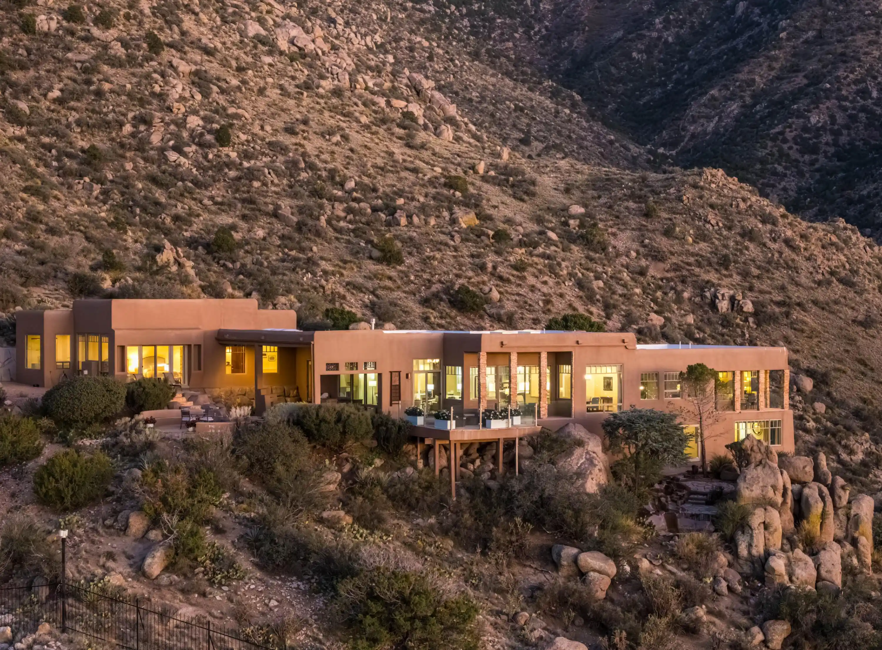 Photo 1 of Single family home for sale at 4722 Paso Del Puma Pl Ne, Albuquerque, NM 87111 | MLS# 1112839 | Listing updated on 2026-10-21