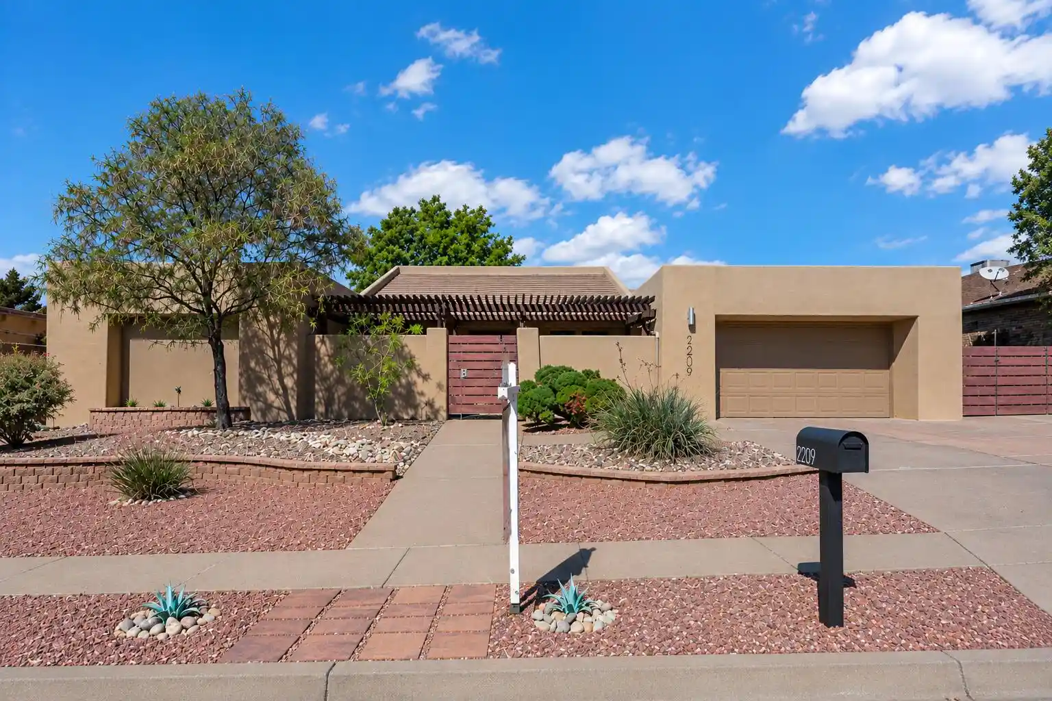 Photo 1 of Single family home for sale at 9209 Camino Cometa Ne, Albuquerque, NM 87111 | MLS# 1112859 | Listing updated on 2026-10-22
