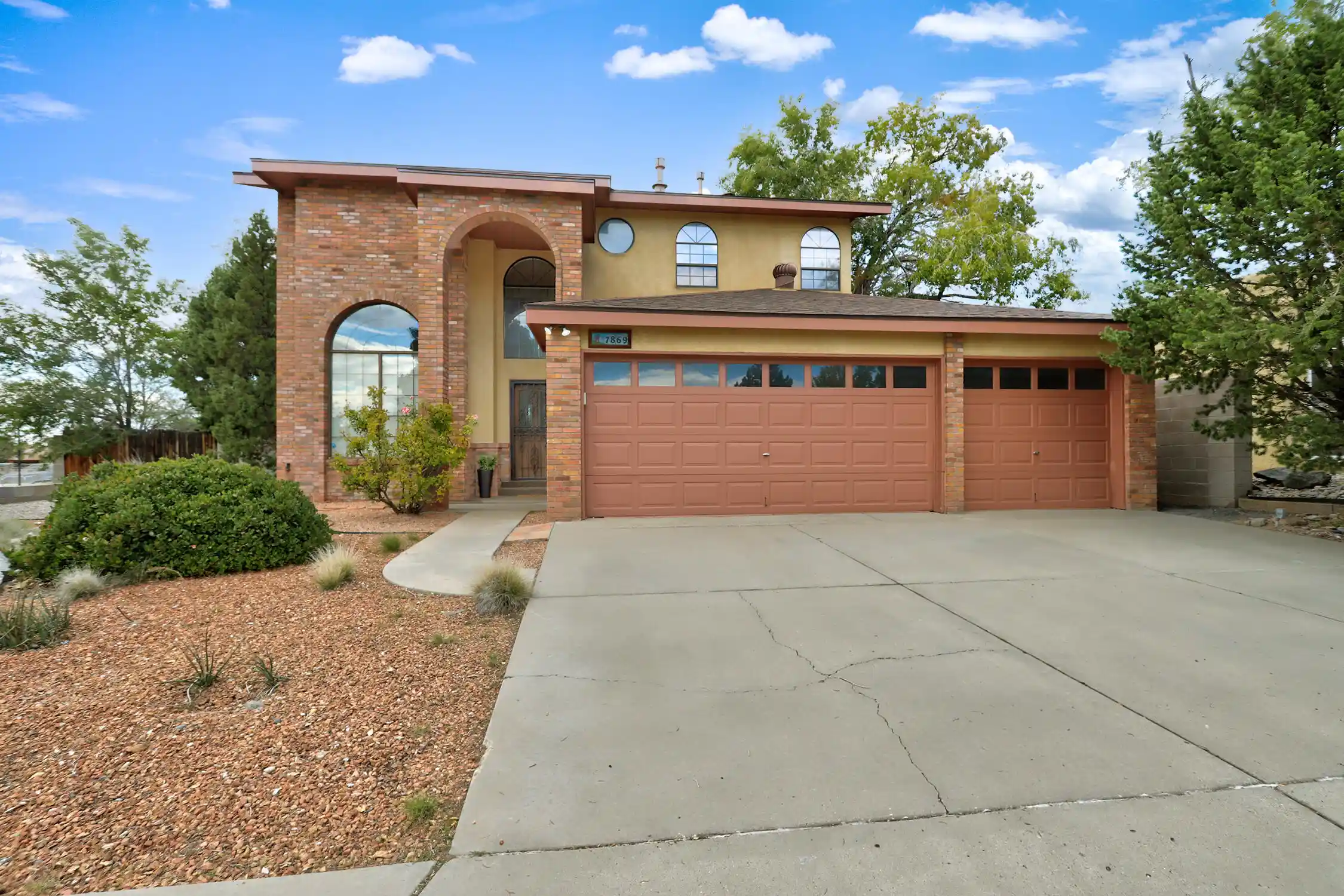 Photo 1 of Single family home for sale at 7869 Quintana Dr Ne, Albuquerque, NM 87109 | MLS# 1112876 | Listing updated on 2026-10-28