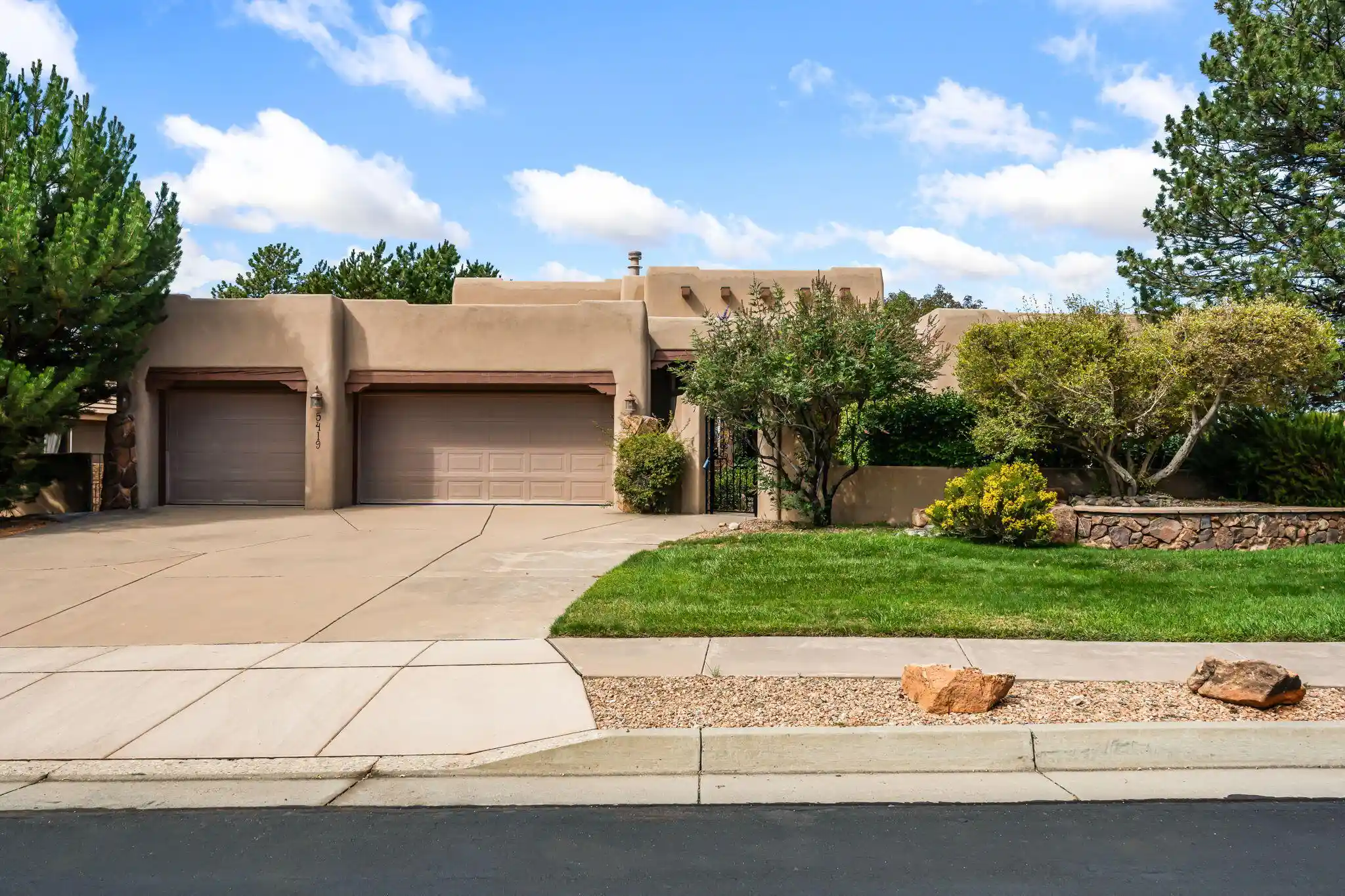 Photo 1 of Single family home for sale at 5419 High Cyn Trl Ne, Albuquerque, NM 87111 | MLS# 1112863 | Listing updated on 2026-10-24