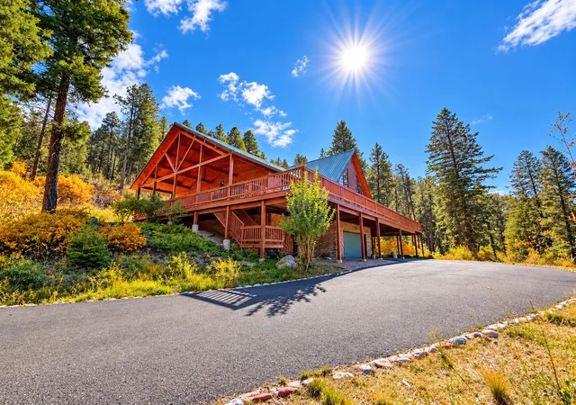 Photo 1 of Single family home for sale at 586 Los Griegos Rd, Jemez Springs, NM 87025 | MLS# 1112932 | Listing updated on 2026-10-30
