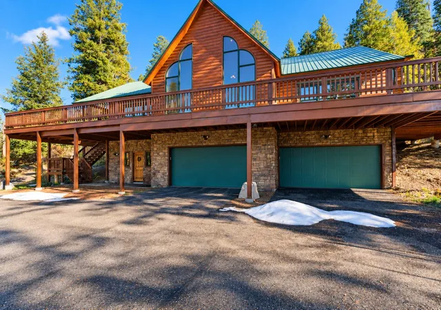 Photo 2 of Single family home for sale at 586 Los Griegos Rd, Jemez Springs, NM 87025 | MLS# 1112932 | Listing updated on 2026-10-30
