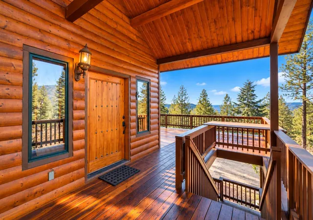Photo 4 of Single family home for sale at 586 Los Griegos Rd, Jemez Springs, NM 87025 | MLS# 1112932 | Listing updated on 2026-10-30