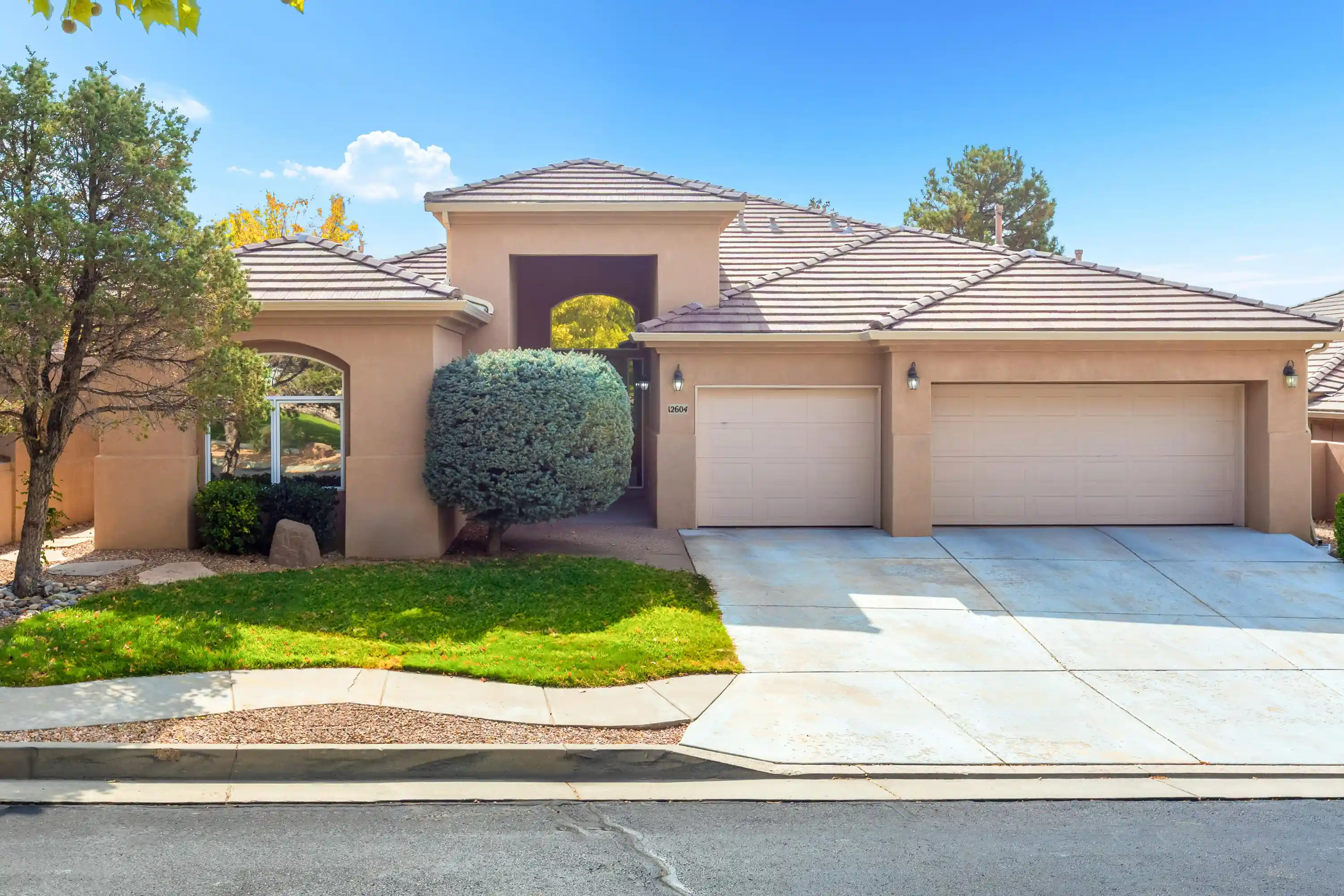 Photo 1 of Single family home for sale at 12604 Trillium Trl Ne, Albuquerque, NM 87111 | MLS# 1112996 | Listing updated on 2026-10-28