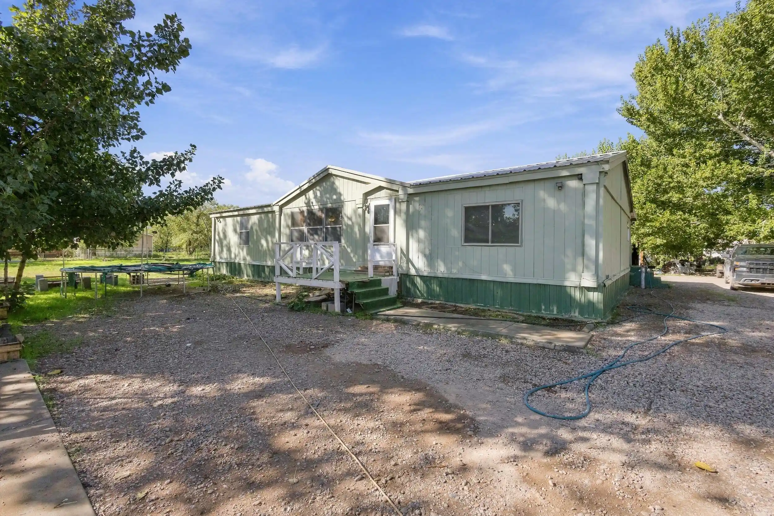 Manufactured home for sale at 5 Selleck Rd, Los Lunas, NM 87031 | MLS# 1113030