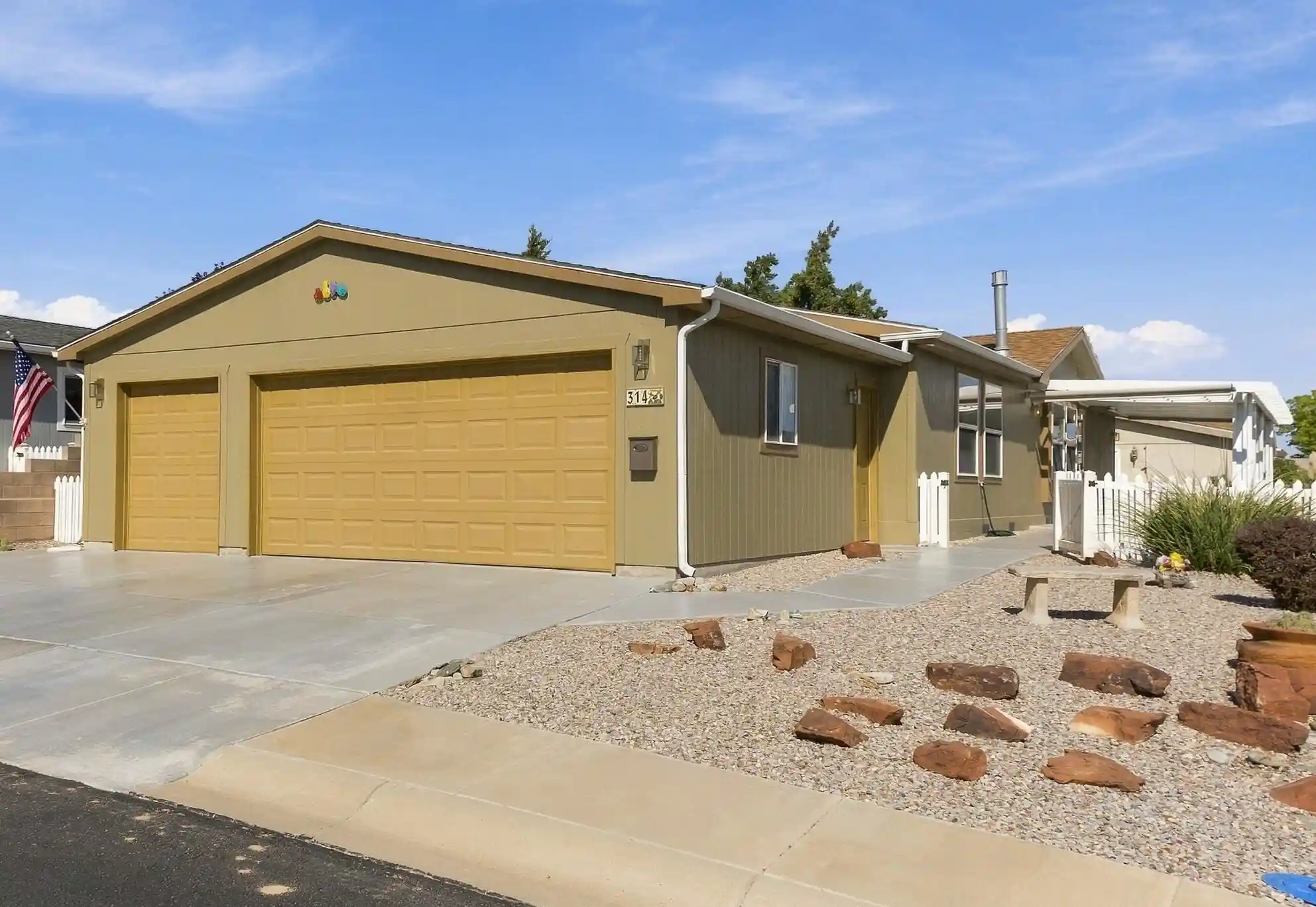 Manufactured home for sale at 314 Sunrise Blfs Dr, Belen, NM 87002 | MLS# 1113035