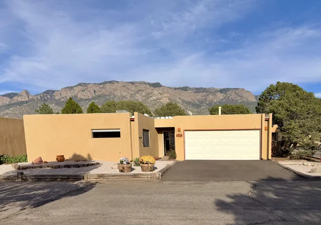 Single family home for sale at 2526 Tramway Ter Ct NE, Albuquerque, NM 87122 | MLS# 1113185