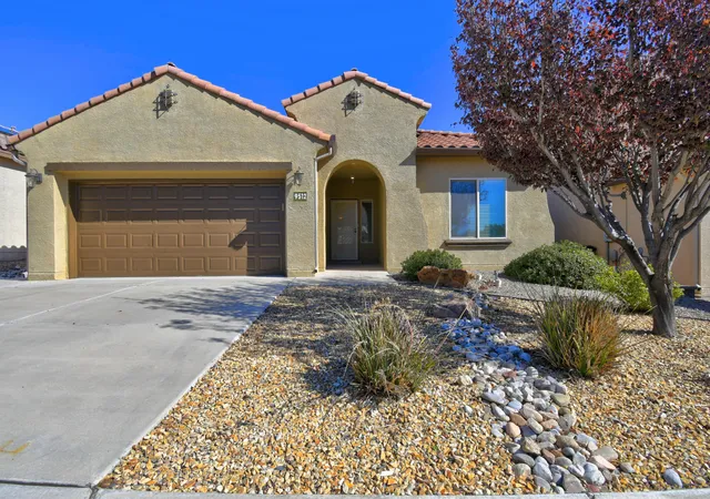 Single family home for sale at 9512 Sandstone Rim Dr NW, Albuquerque, NM 87114 | MLS# 1113231