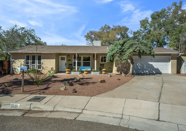 Photo 1 of Single family home for sale at 2631 Matthew Pl Nw, Albuquerque, NM 87104 | MLS# 1113272 | Listing updated on 2026-10-30