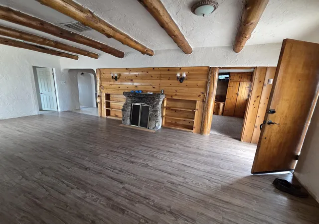 Photo 4 of Multi family home for sale at 207-213 Alcazar St NE, Albuquerque, NM 87108 | MLS# 1113280 | Listing updated on 2026-10-30