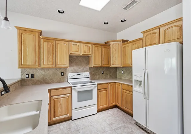 Photo 4 of Single family home for sale at 3945 Augusta Dr SE, Rio Rancho, NM 87124 | MLS# 1113289 | Listing updated on 2026-10-30