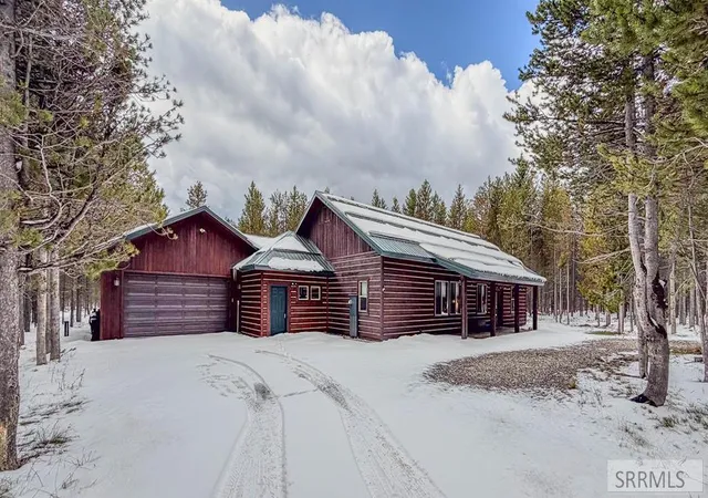 Homes for sale in Island Park, ID | 4062 Southgate, Island Park, ID 83429 | MLS# 2185961