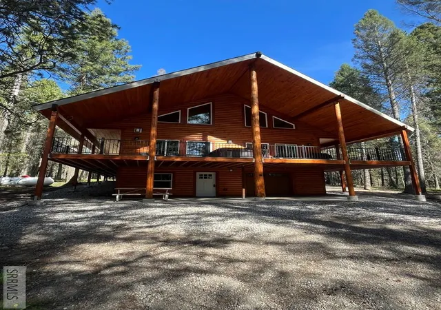 Homes for sale in Island Park, ID | 4146 Sugar Pine Dr, Island Park, ID 83429 | MLS# 2186407
