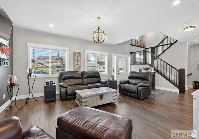 Photo 3 of Single family home for sale at 372 Andesite Dr, Pocatello, ID 83201 | MLS# 2186805 | Listing updated on 2026-08-31