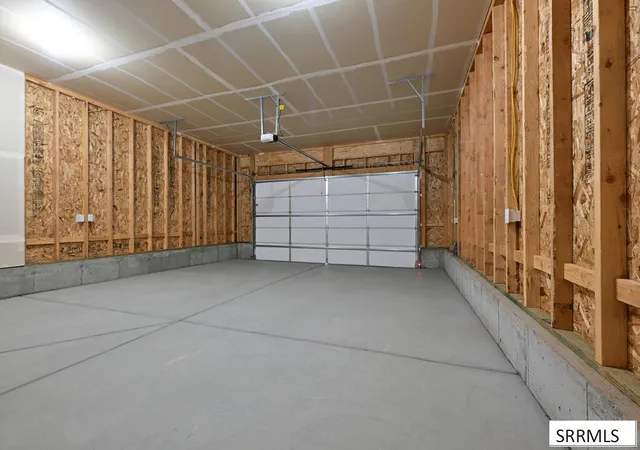 Photo 15 of Single family home for sale at 6880 Bronson Dr, Idaho Falls, ID 83402 | MLS# 2188666 | Listing updated on 2026-10-26