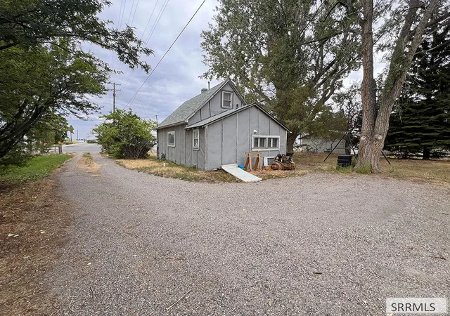 Photo 3 of Single family home for sale at 590 Wilson Ave, Blackfoot, ID 83221 | MLS# 2188891 | Listing updated on 2026-09-01
