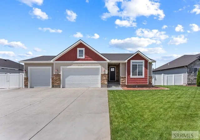 2nd image of 3177 N Florian Ave, Idaho Falls, ID 83401 | MLS# 2187591