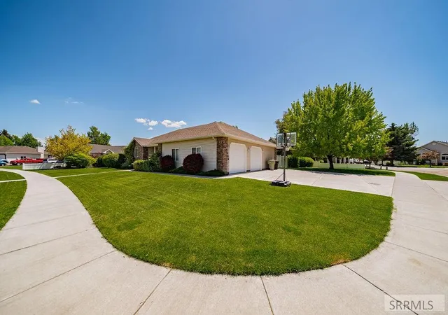 3rd image of 3886 Taylorview Lane, Ammon, ID 83406 | MLS# 2186865