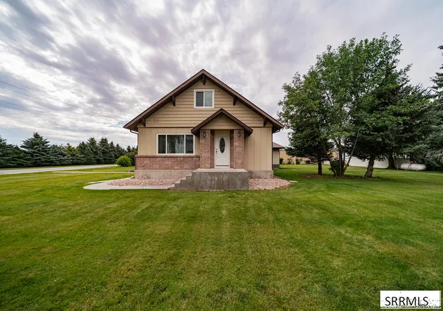 Photo 4 of Single family home for sale at 402 S 1100 W, Pingree, ID 83262 | MLS# 2188672 | Listing updated on 2026-08-20